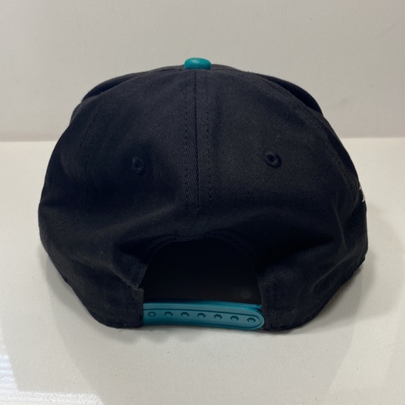 Miami Dolphins snapback hat - Picture 4 of 11